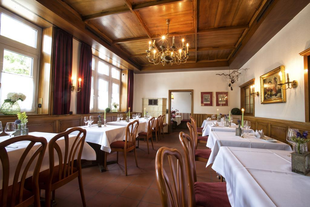 Hotel Krone Ниферн-Эшельбронн Экстерьер фото